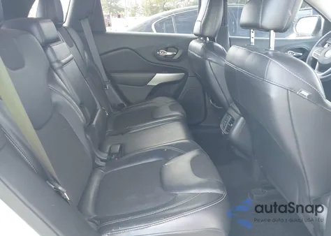 2018 Jeep Cherokee Latitude Plus Fwd z USA, uszkodzony, nr VIN 1C4PJLLX4JD511436